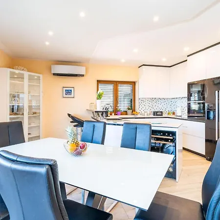 Awesome In With Wifi *