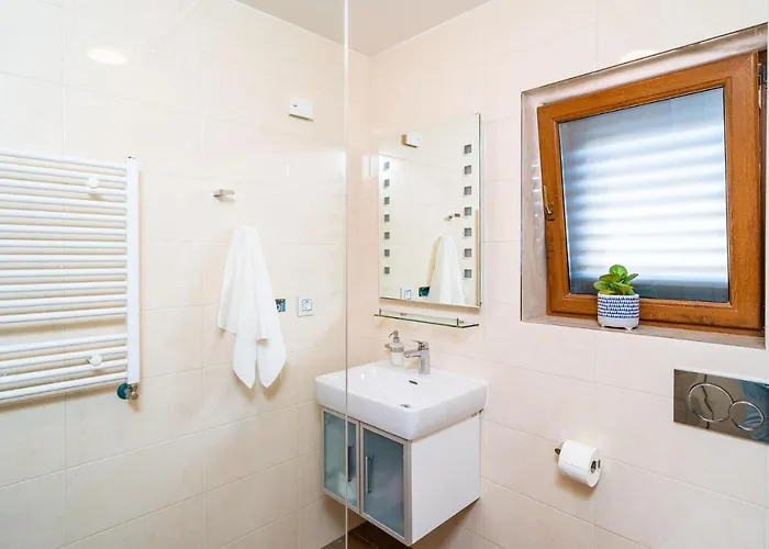 Awesome In With Wifi Holiday home *