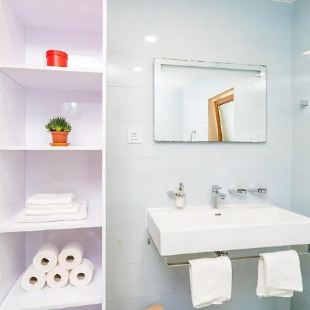 Awesome In With Wifi Holiday home Cavtat